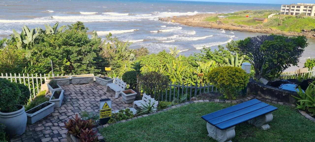 Aride 4 Awesome View Of Uvongo Main Swimming Beach From Communal Braai Area Margate Extérieur photo